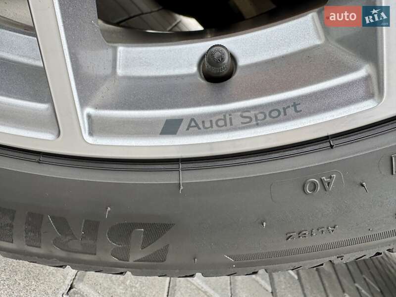 Позашляховик / Кросовер Audi e-tron Sportback 2022 в Хмельницькому