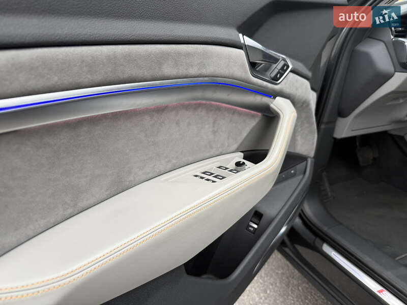 Внедорожник / Кроссовер Audi e-tron Sportback 2020 в Киеве