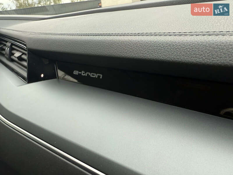 Позашляховик / Кросовер Audi e-tron Sportback 2022 в Чернівцях фото 3 Позашляховик / Кросовер Audi e-tron Sportback 2022 в Чернівцях