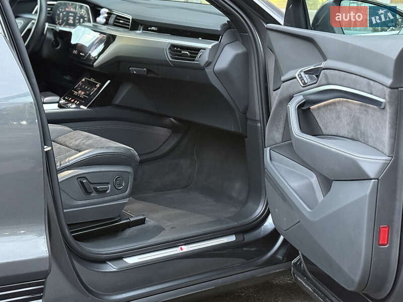 Позашляховик / Кросовер Audi e-tron Sportback 2021 в Тернополі фото 41 Позашляховик / Кросовер Audi e-tron Sportback 2021 в Тернополі