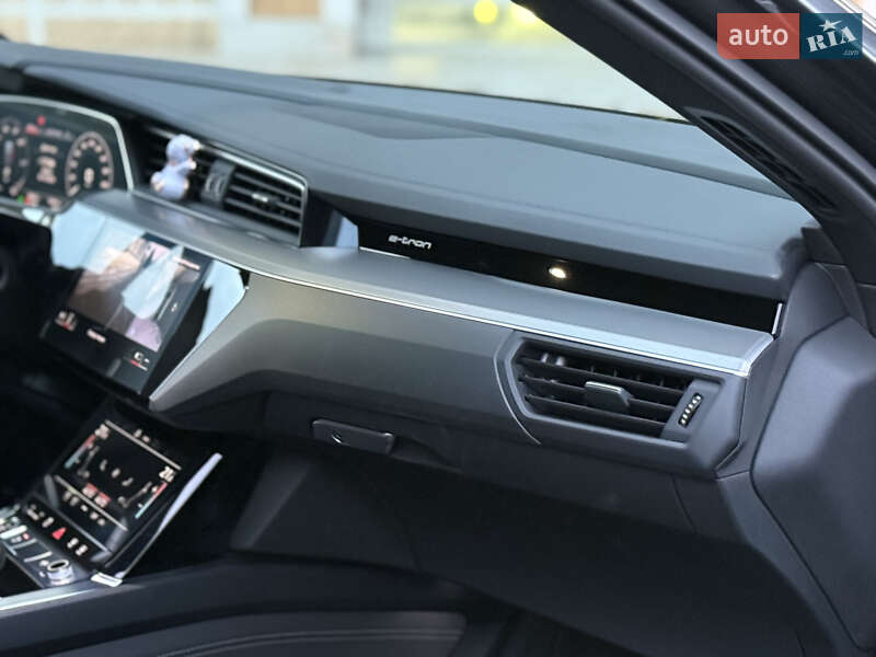 Позашляховик / Кросовер Audi e-tron Sportback 2021 в Тернополі фото 44 Позашляховик / Кросовер Audi e-tron Sportback 2021 в Тернополі