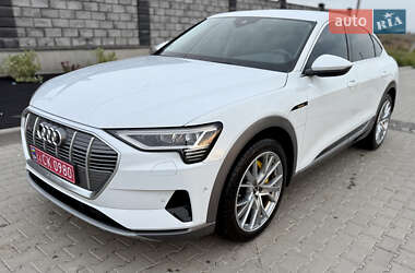 Позашляховик / Кросовер Audi e-tron Sportback 2023 в Рівному