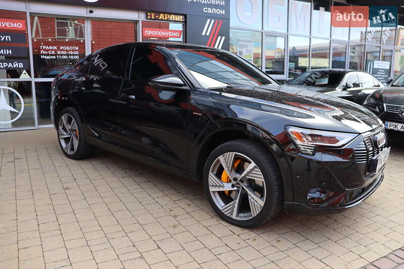 Позашляховик / Кросовер Audi e-tron Sportback 2023 в Львові