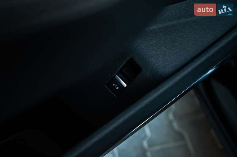 Внедорожник / Кроссовер Audi e-tron Sportback 2020 в Луцке фото 71 Внедорожник / Кроссовер Audi e-tron Sportback 2020 в Луцке