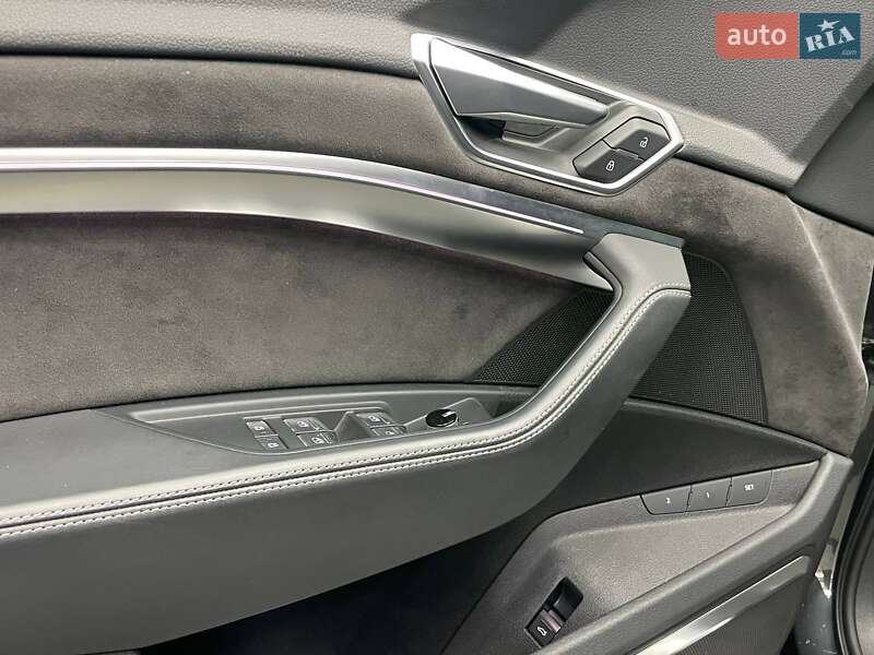 Позашляховик / Кросовер Audi e-tron Sportback 2020 в Чернівцях фото 7 Позашляховик / Кросовер Audi e-tron Sportback 2020 в Чернівцях
