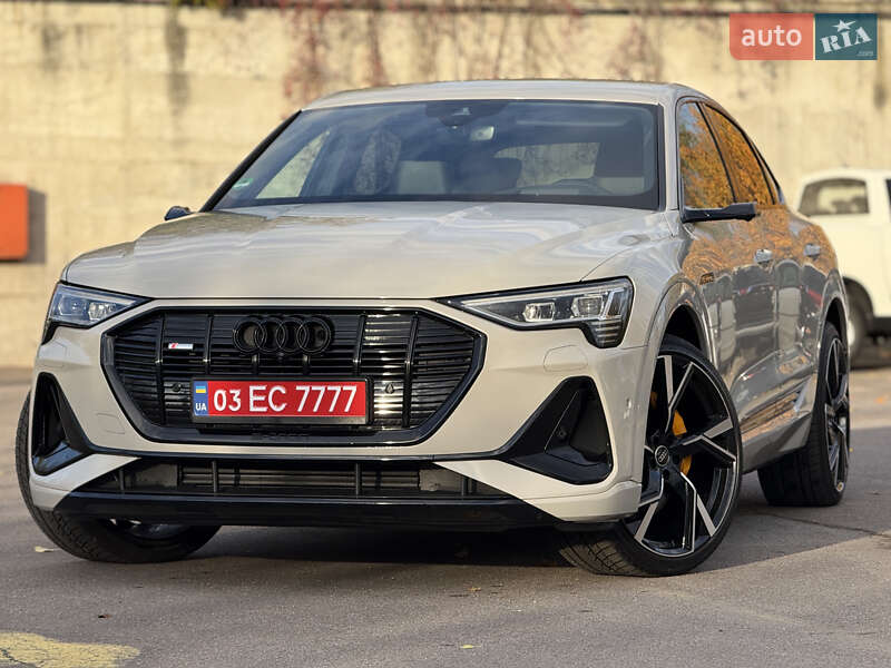 Внедорожник / Кроссовер Audi e-tron Sportback 2021 в Ровно
