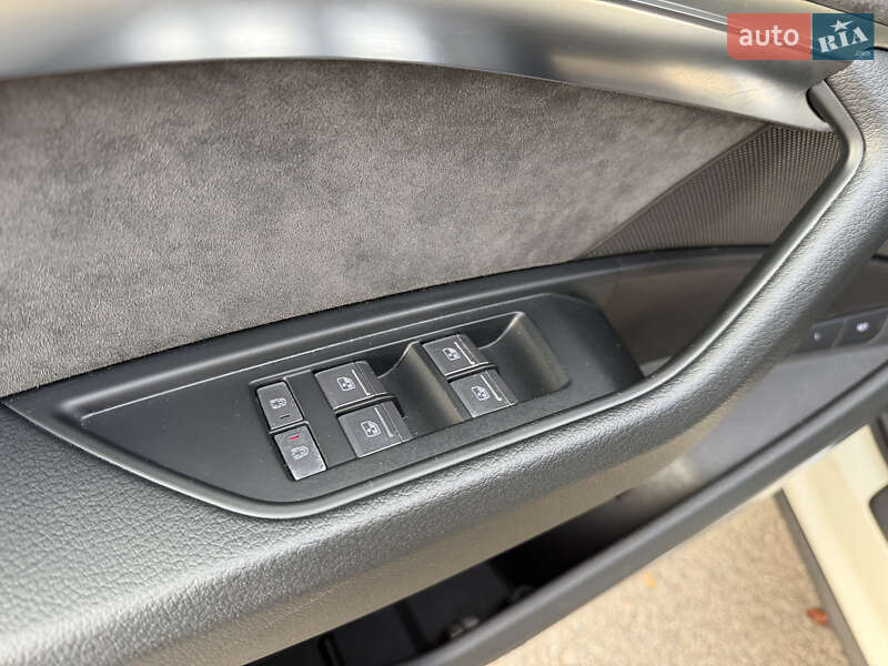 Внедорожник / Кроссовер Audi e-tron Sportback 2021 в Ровно