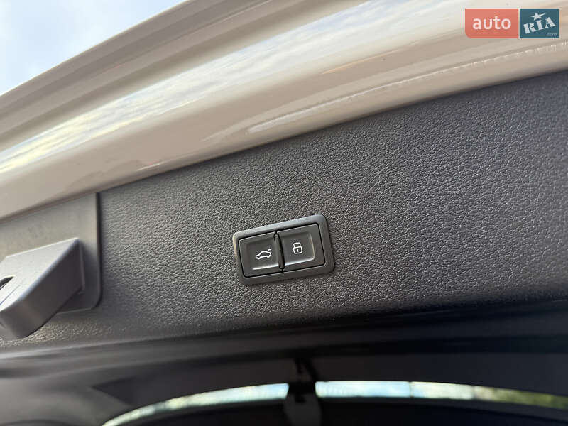 Внедорожник / Кроссовер Audi e-tron Sportback 2021 в Ровно