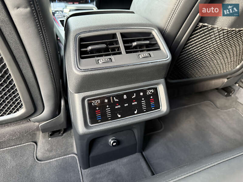 Внедорожник / Кроссовер Audi e-tron Sportback 2021 в Ровно