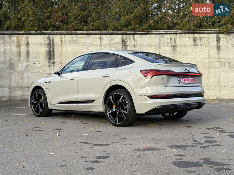 Внедорожник / Кроссовер Audi e-tron Sportback 2021 в Ровно