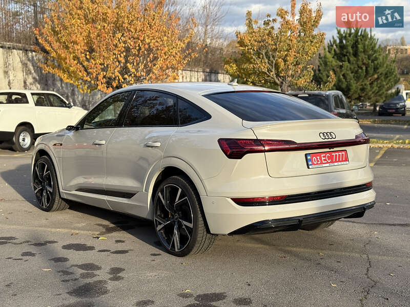Внедорожник / Кроссовер Audi e-tron Sportback 2021 в Ровно
