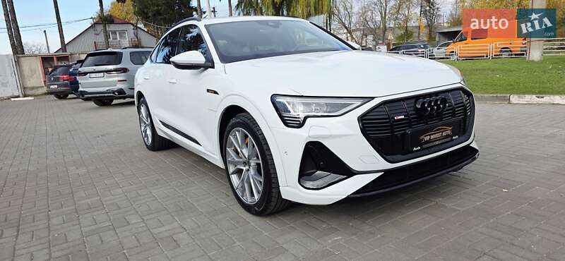 Позашляховик / Кросовер Audi e-tron Sportback 2023 в Тернополі