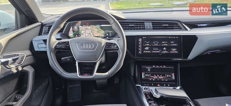 Позашляховик / Кросовер Audi e-tron Sportback 2023 в Тернополі