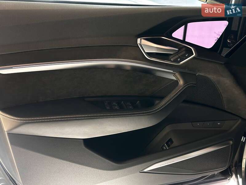 Внедорожник / Кроссовер Audi e-tron Sportback 2020 в Львове