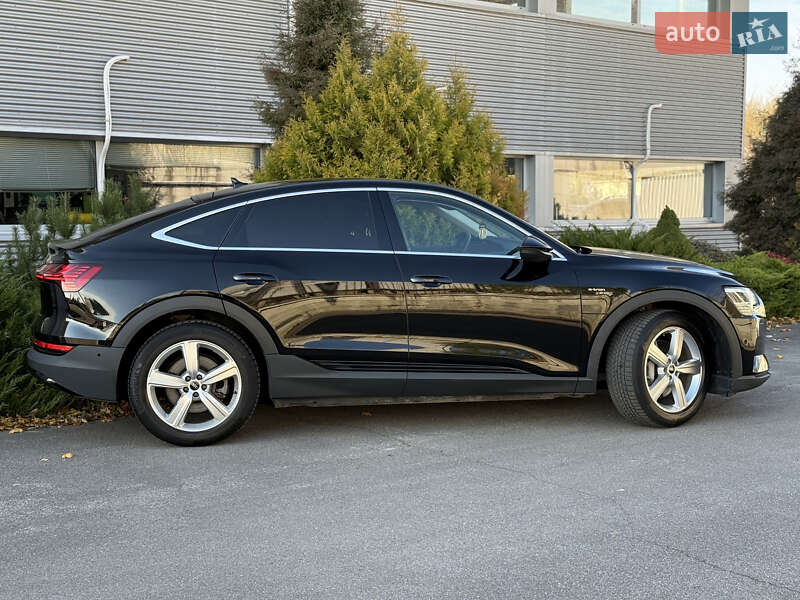 Внедорожник / Кроссовер Audi e-tron Sportback 2022 в Ровно фото 17 Внедорожник / Кроссовер Audi e-tron Sportback 2022 в Ровно