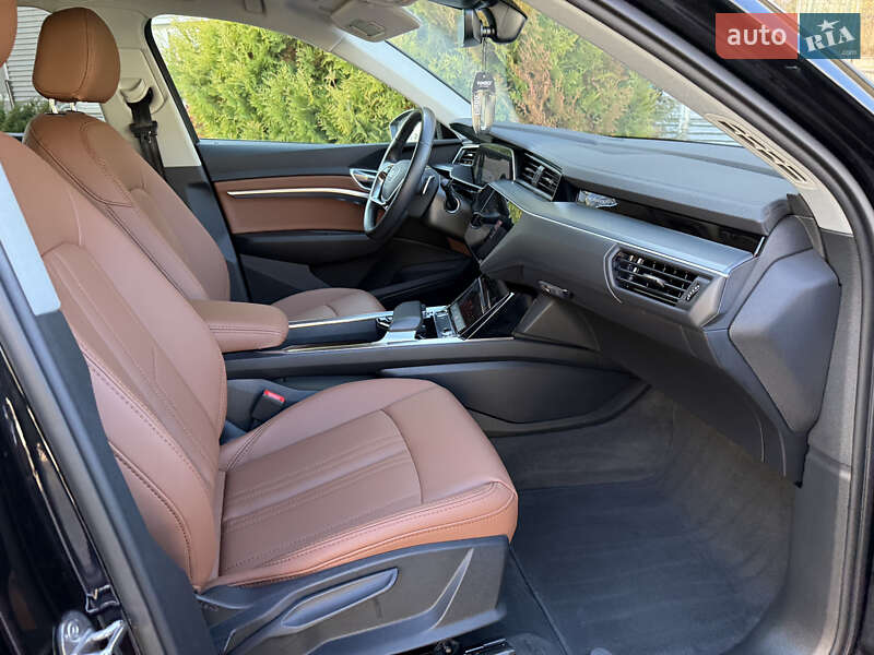 Внедорожник / Кроссовер Audi e-tron Sportback 2022 в Ровно фото 36 Внедорожник / Кроссовер Audi e-tron Sportback 2022 в Ровно