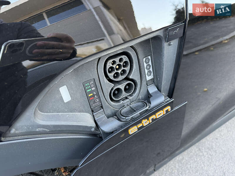 Внедорожник / Кроссовер Audi e-tron Sportback 2022 в Ровно фото 69 Внедорожник / Кроссовер Audi e-tron Sportback 2022 в Ровно