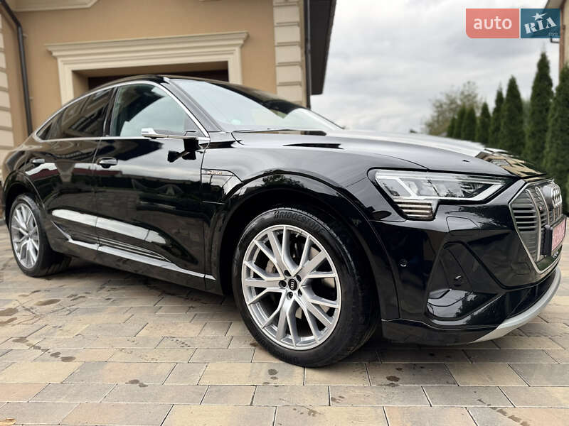 Позашляховик / Кросовер Audi e-tron Sportback 2023 в Чернівцях
