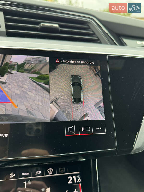 Позашляховик / Кросовер Audi e-tron Sportback 2023 в Чернівцях