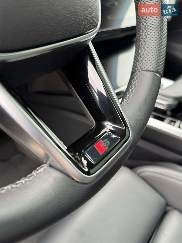 Позашляховик / Кросовер Audi e-tron Sportback 2023 в Чернівцях