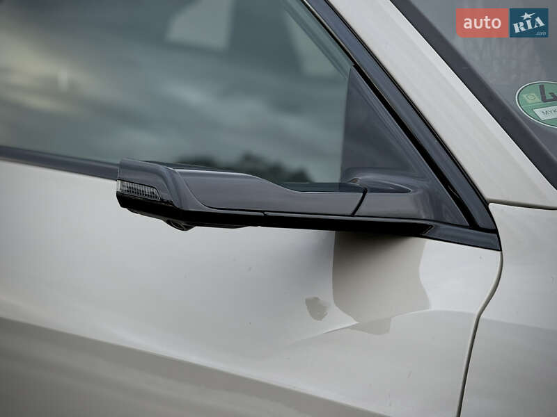 Позашляховик / Кросовер Audi e-tron Sportback 2021 в Луцьку