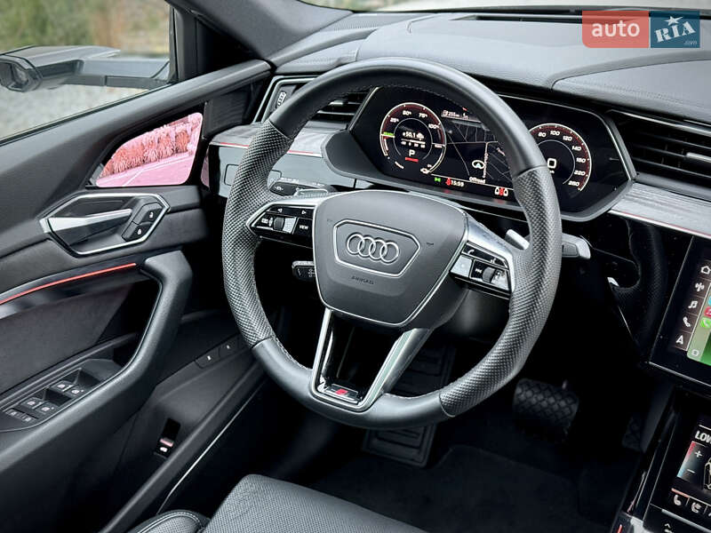 Позашляховик / Кросовер Audi e-tron Sportback 2021 в Луцьку