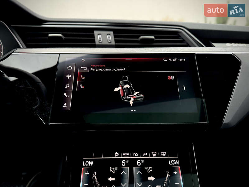 Позашляховик / Кросовер Audi e-tron Sportback 2021 в Луцьку