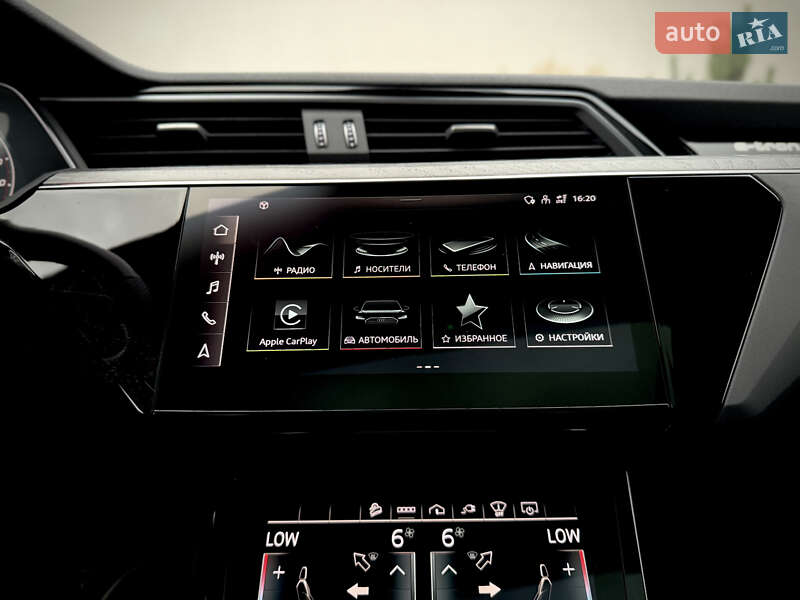 Позашляховик / Кросовер Audi e-tron Sportback 2021 в Луцьку