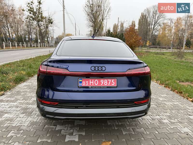 Позашляховик / Кросовер Audi e-tron Sportback 2022 в Києві фото 8 Позашляховик / Кросовер Audi e-tron Sportback 2022 в Києві