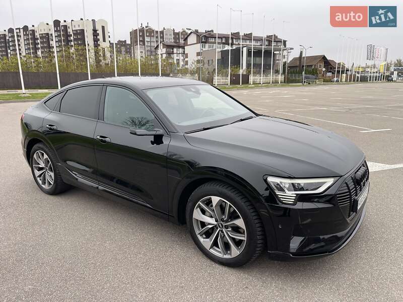 Внедорожник / Кроссовер Audi e-tron Sportback 2021 в Киеве