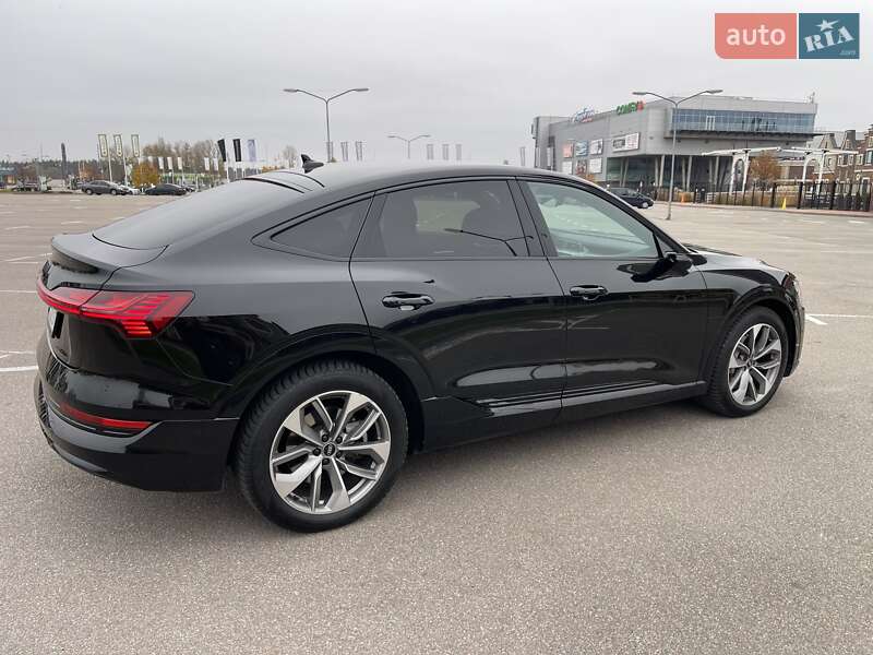 Внедорожник / Кроссовер Audi e-tron Sportback 2021 в Киеве