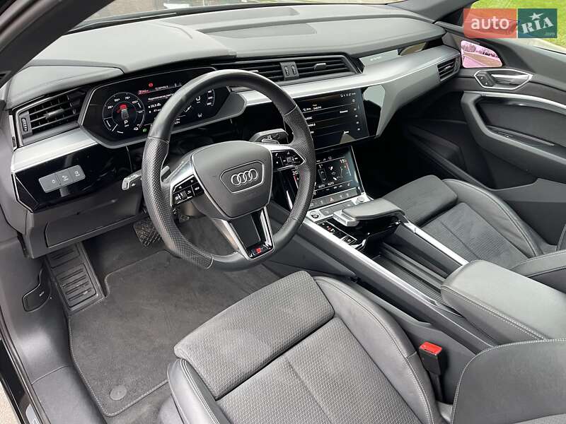 Внедорожник / Кроссовер Audi e-tron Sportback 2021 в Киеве