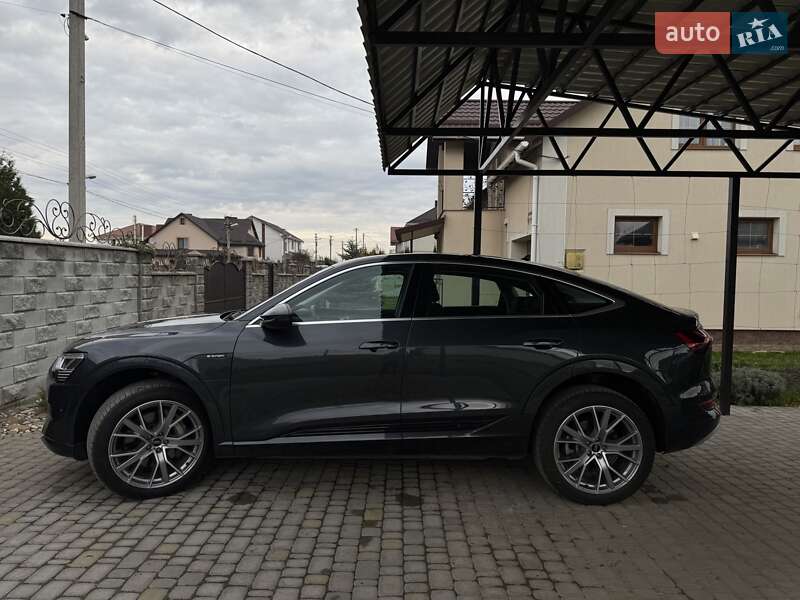 Внедорожник / Кроссовер Audi e-tron Sportback 2023 в Ровно