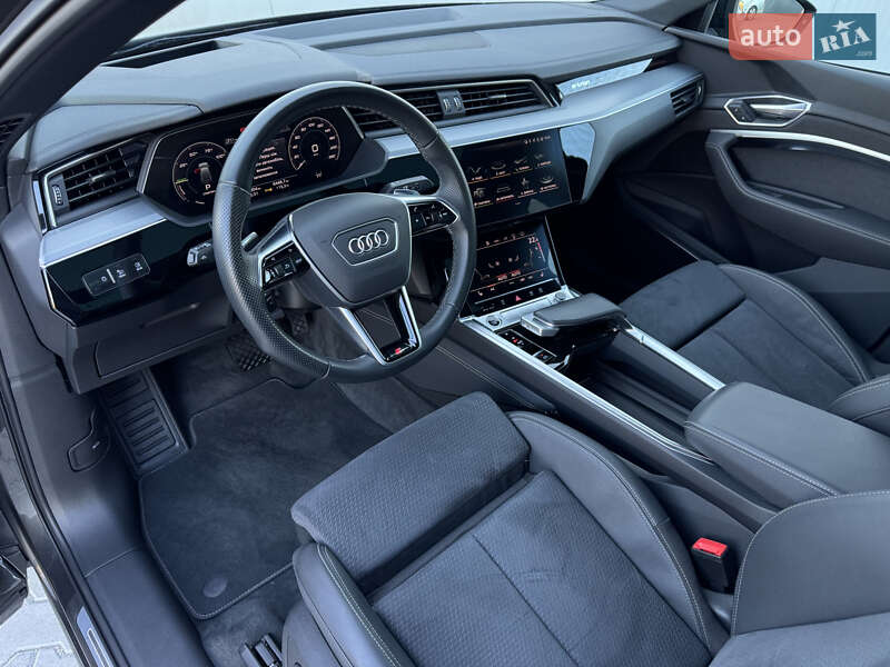 Внедорожник / Кроссовер Audi e-tron Sportback 2022 в Мукачево