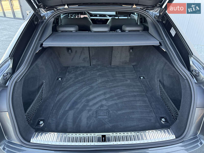 Внедорожник / Кроссовер Audi e-tron Sportback 2022 в Мукачево