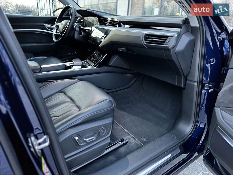 Внедорожник / Кроссовер Audi e-tron Sportback 2021 в Тернополе фото 91 Внедорожник / Кроссовер Audi e-tron Sportback 2021 в Тернополе