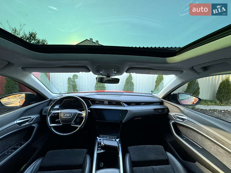 Позашляховик / Кросовер Audi e-tron Sportback 2021 в Львові фото 18 Позашляховик / Кросовер Audi e-tron Sportback 2021 в Львові