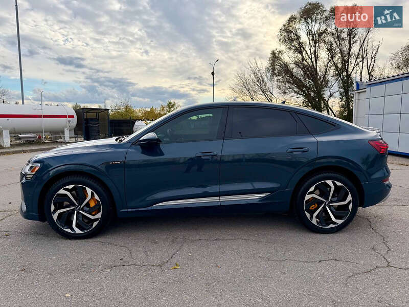 Внедорожник / Кроссовер Audi e-tron Sportback 2020 в Киеве фото 11 Внедорожник / Кроссовер Audi e-tron Sportback 2020 в Киеве