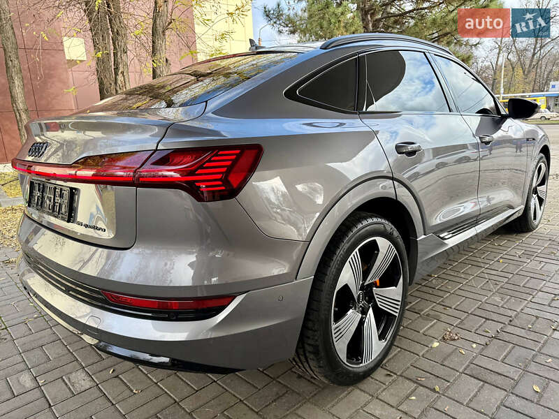 Внедорожник / Кроссовер Audi e-tron Sportback 2022 в Днепре