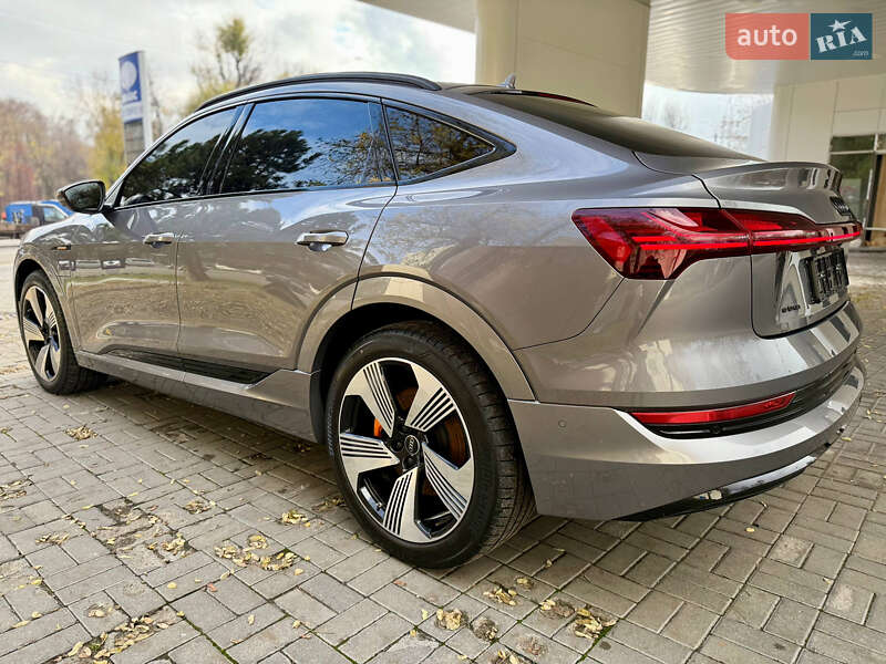 Внедорожник / Кроссовер Audi e-tron Sportback 2022 в Днепре