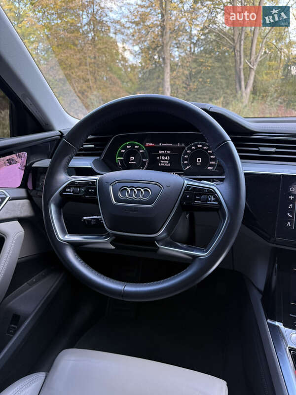 Внедорожник / Кроссовер Audi e-tron Sportback 2020 в Львове