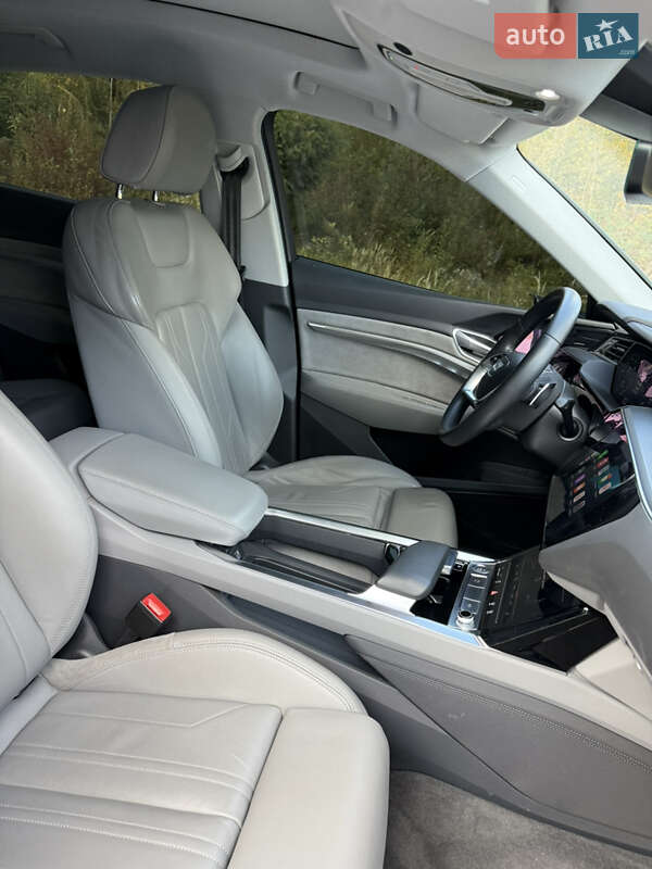 Внедорожник / Кроссовер Audi e-tron Sportback 2020 в Львове