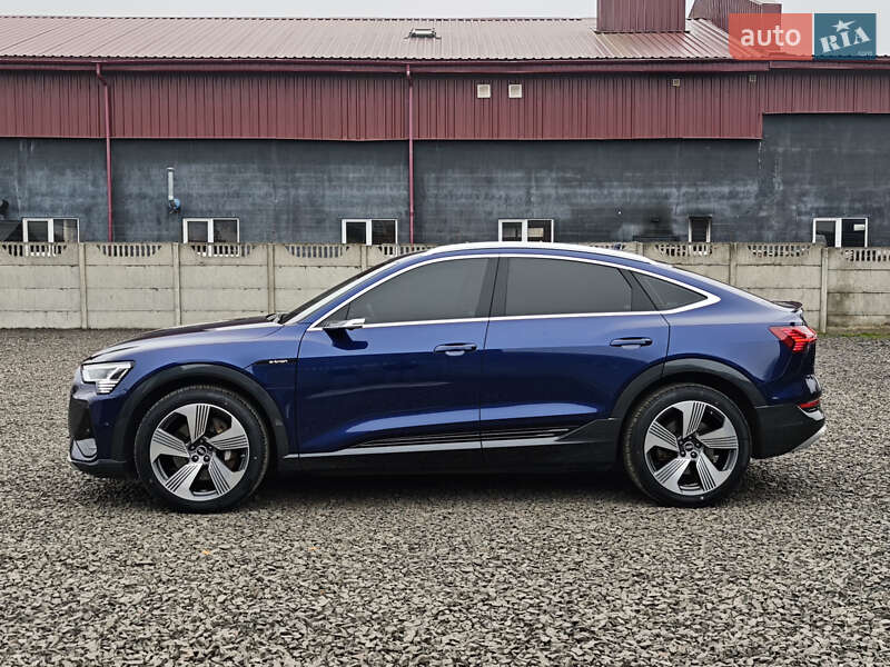 Позашляховик / Кросовер Audi e-tron Sportback 2020 в Луцьку