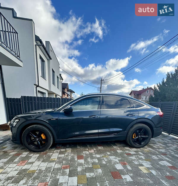 Внедорожник / Кроссовер Audi e-tron Sportback 2021 в Львове