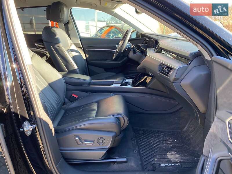 Внедорожник / Кроссовер Audi e-tron Sportback 2020 в Львове