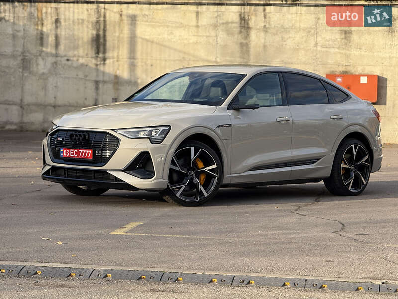 Внедорожник / Кроссовер Audi e-tron Sportback 2021 в Ровно