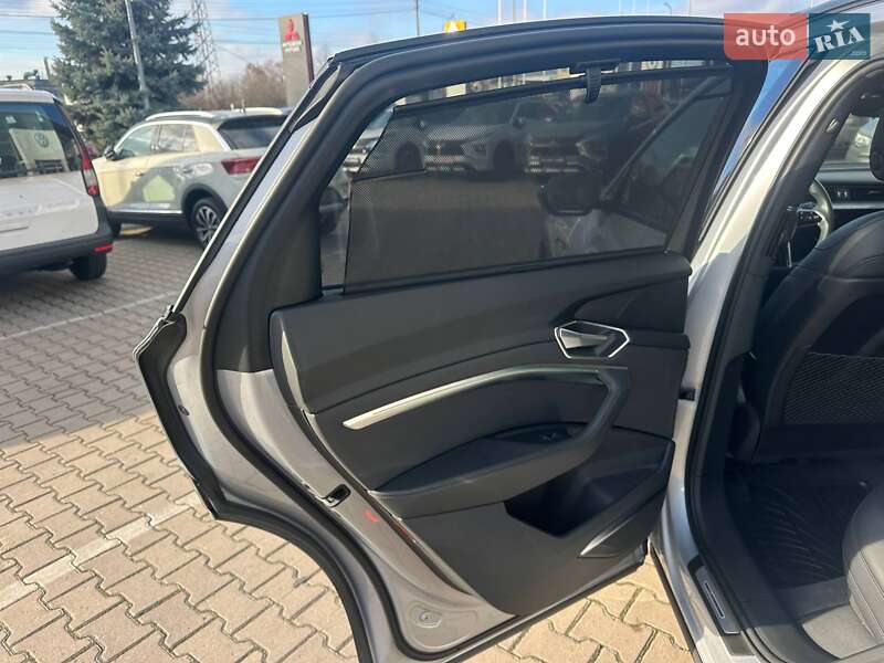 Внедорожник / Кроссовер Audi e-tron Sportback 2022 в Черновцах