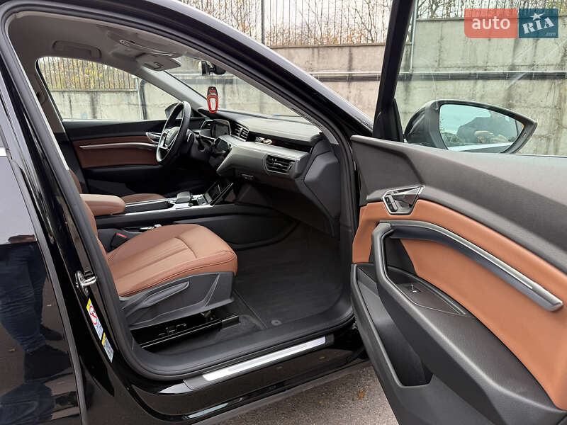 Внедорожник / Кроссовер Audi e-tron Sportback 2022 в Ровно