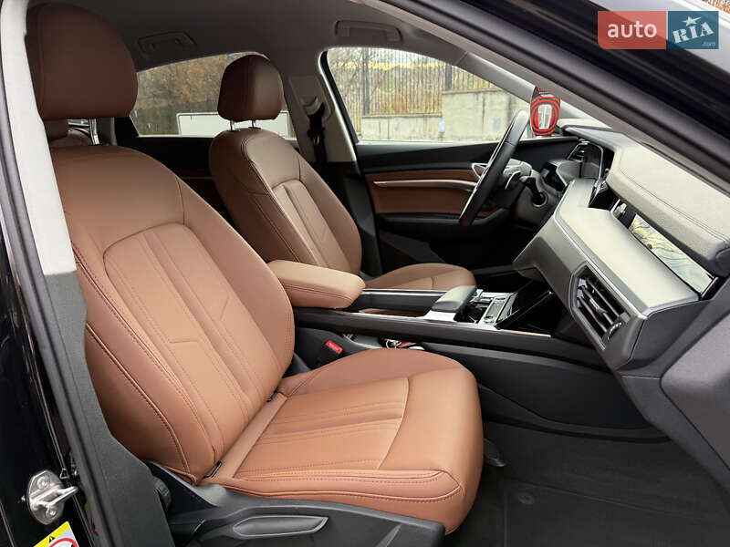 Внедорожник / Кроссовер Audi e-tron Sportback 2022 в Ровно