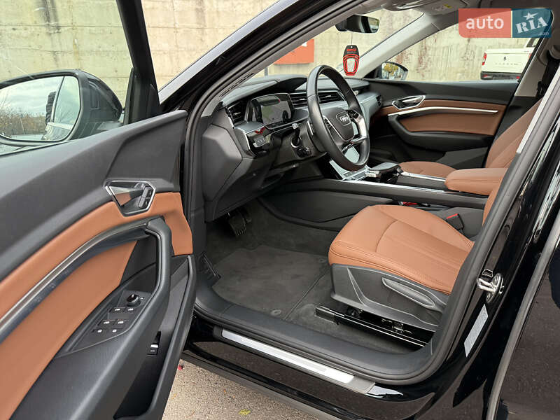 Внедорожник / Кроссовер Audi e-tron Sportback 2022 в Ровно